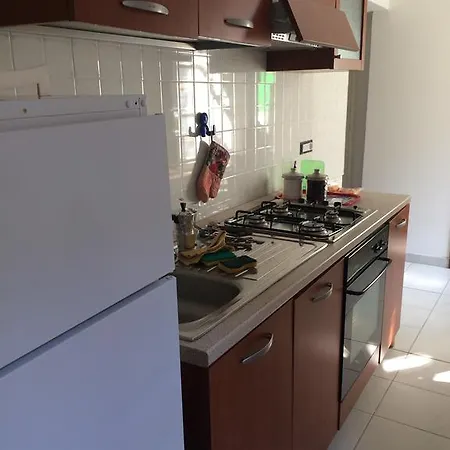 L'arco Di Corso Garibaldi 202 *