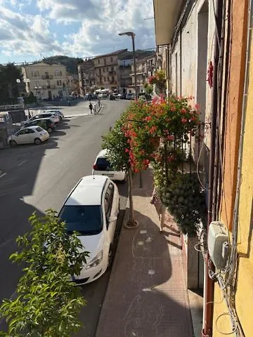 L'arco Di Corso Garibaldi 202 Ferienhaus Soveria Mannelli